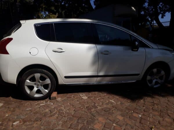 Peugeot 3008 - 2005 Stripping for spares and parts