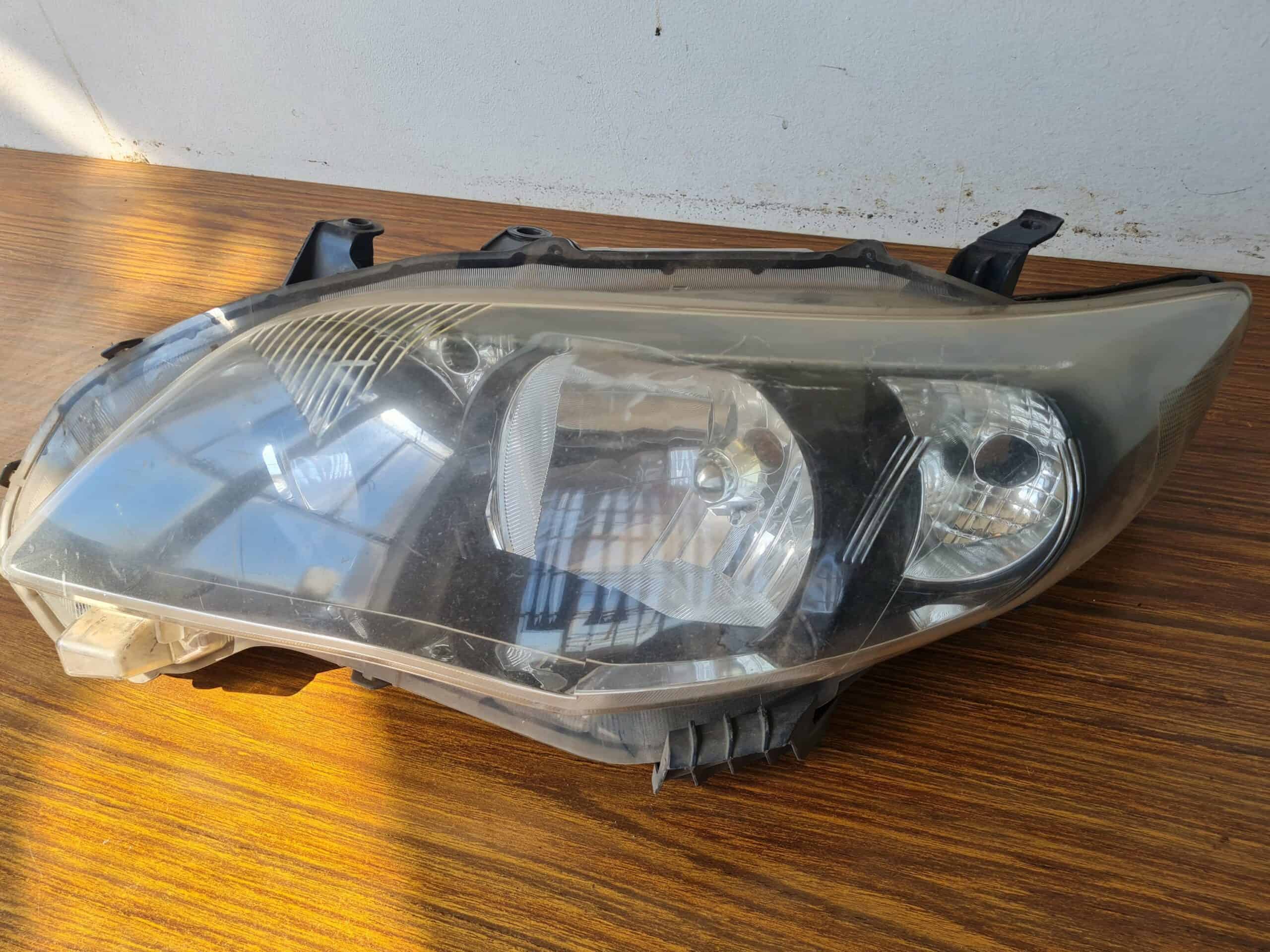 Toyota Corolla Quest L/H headlamp