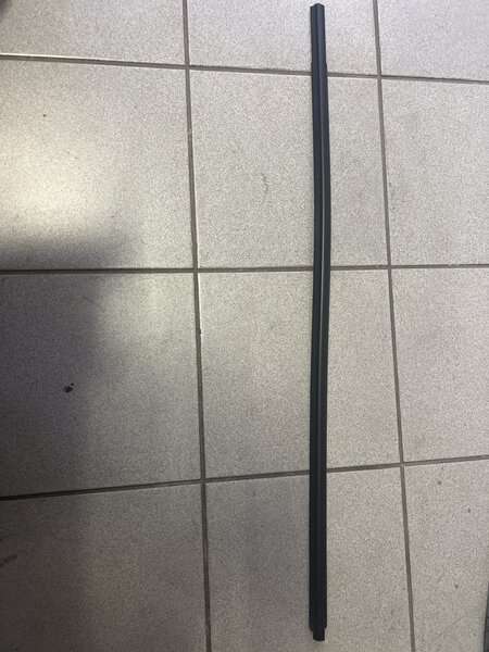 Hyundai i20 W/Strip assy -FR DR belt O/s LH for Hyundai Various