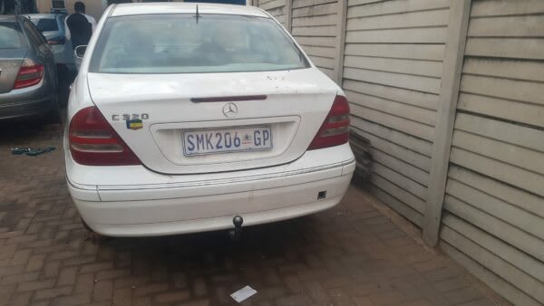 Mercedes Benz C320 stripping for Spares