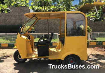 3 EV Vega 4 Auto Rickshaw Images