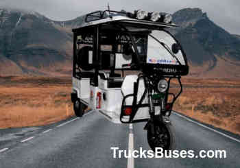 Om Raj Autotech Suvidha Deluxe Plus E Rickshaw Images