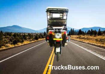 Skyride ERN Besic E Rickshaw Images