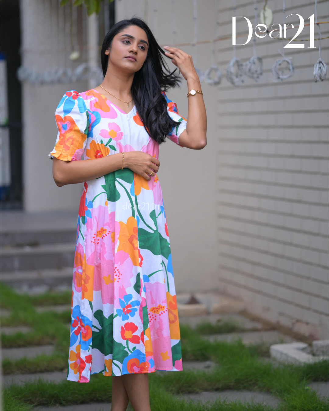 Tropical Bloom: Pink Floral Viscose Vacation Dress
