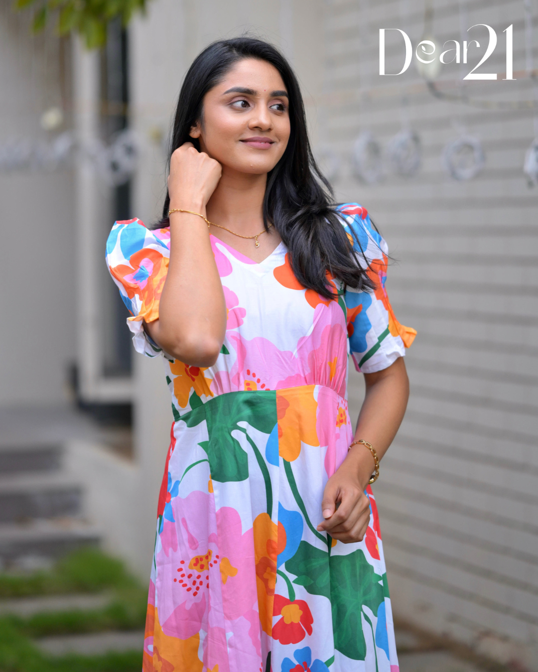 Tropical Bloom: Pink Floral Viscose Vacation Dress 2