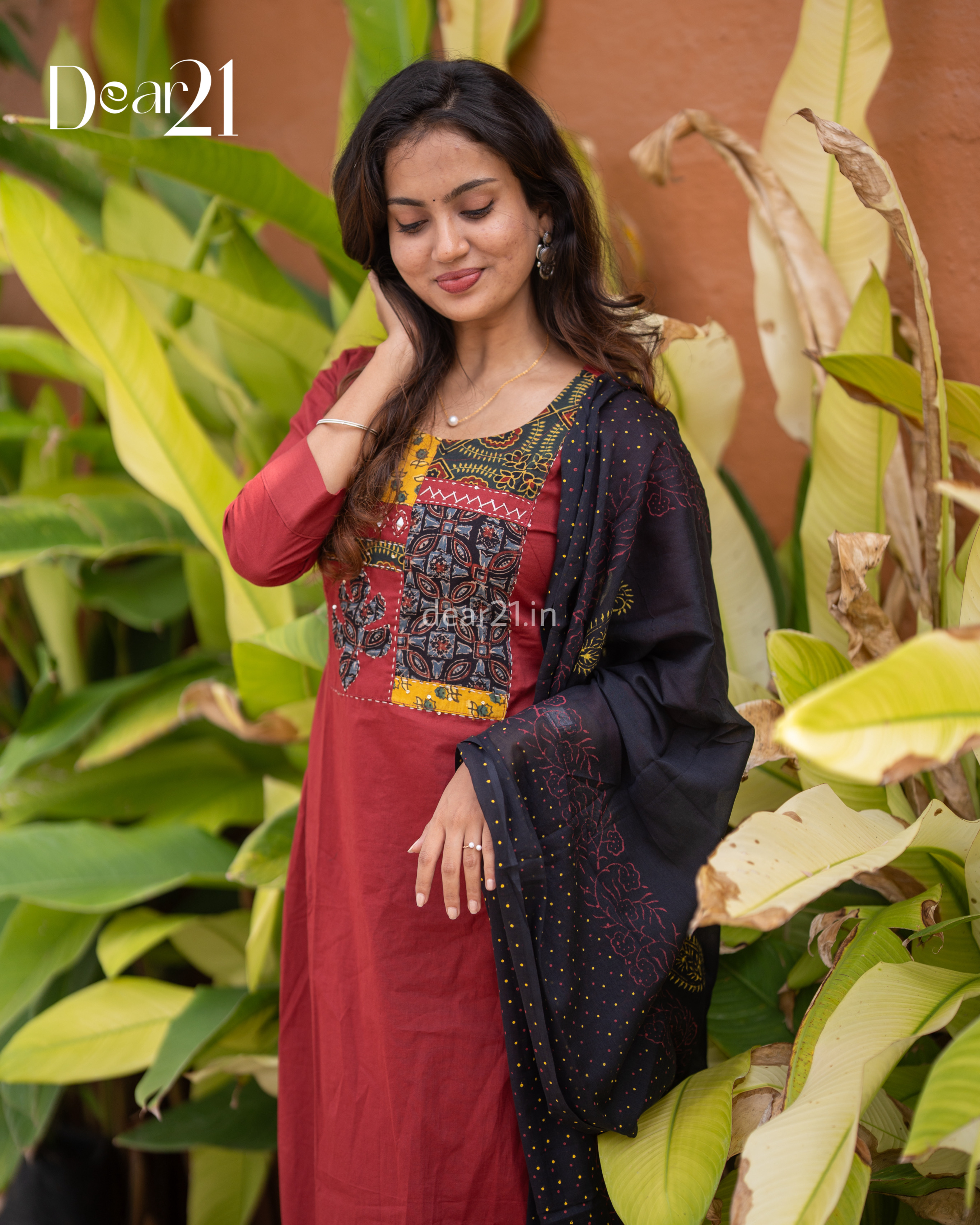 Red Kurti Set