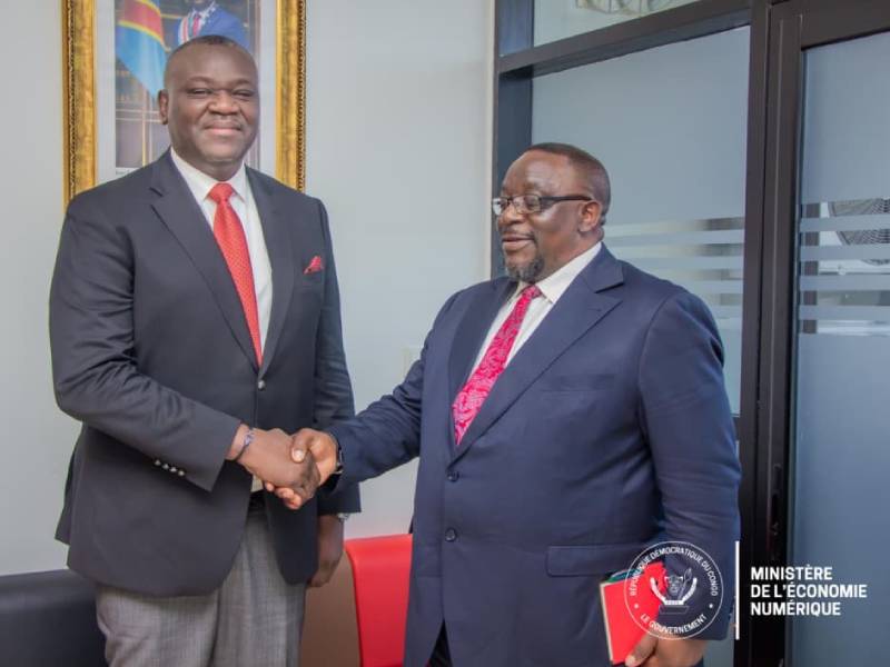 Économie numérique : Augustin Kibassa Maliba reçoit deux rapports sur l’état des lieux et les défis du secteur numérique en RDC