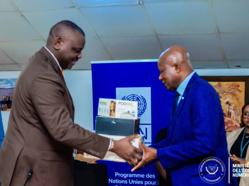 S.E Augustin Kibassa Maliba lance la campagne nationale de vulgarisation du Code du numérique et le projet de collecte des données linguistiques en lingala pour l’intelligence artificielle.
