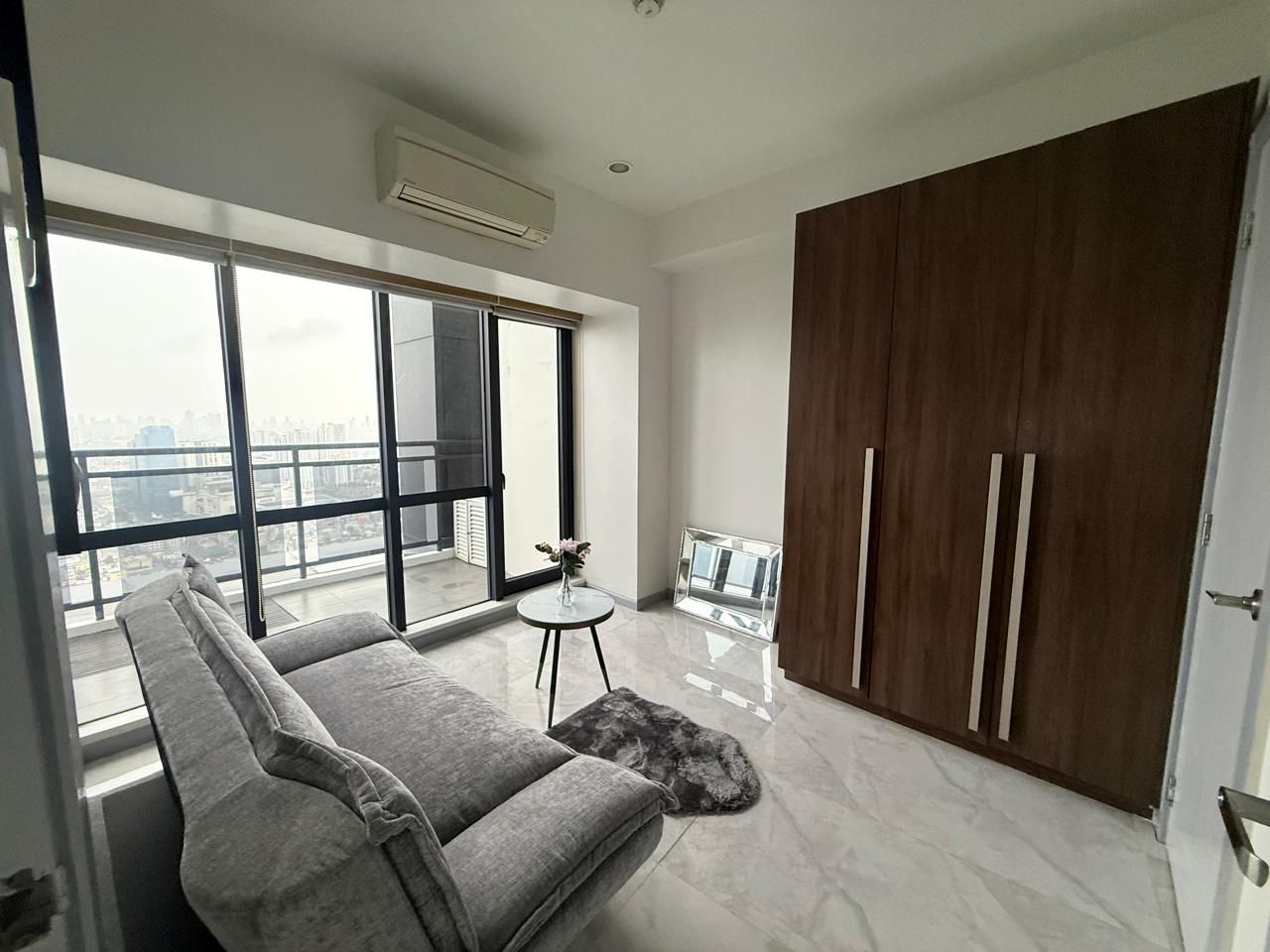Gallery 2