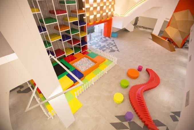 Acqua Residences luxury residence interior — photo 7