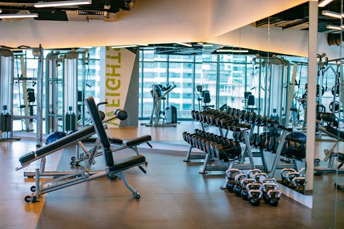 Acqua Residences luxury residence interior — photo 6