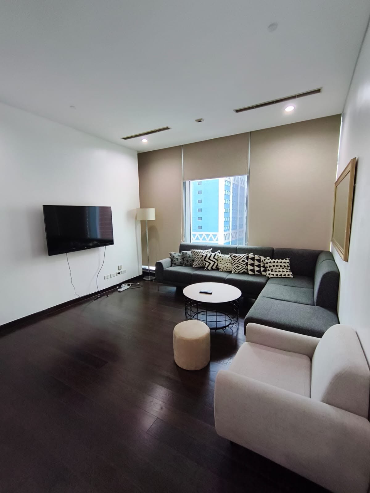 1-Bedroom Suite at Trump Tower Manila