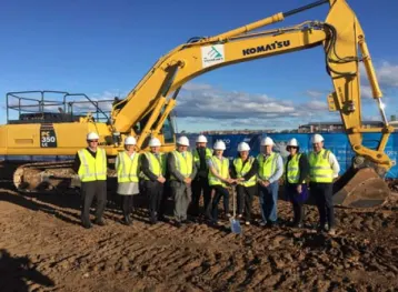 A ground breaking ceremony for Oran Park FocusFillWzYwMCw0NDAsIngiLDI3XQ