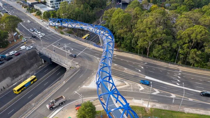 lachlans line bridge