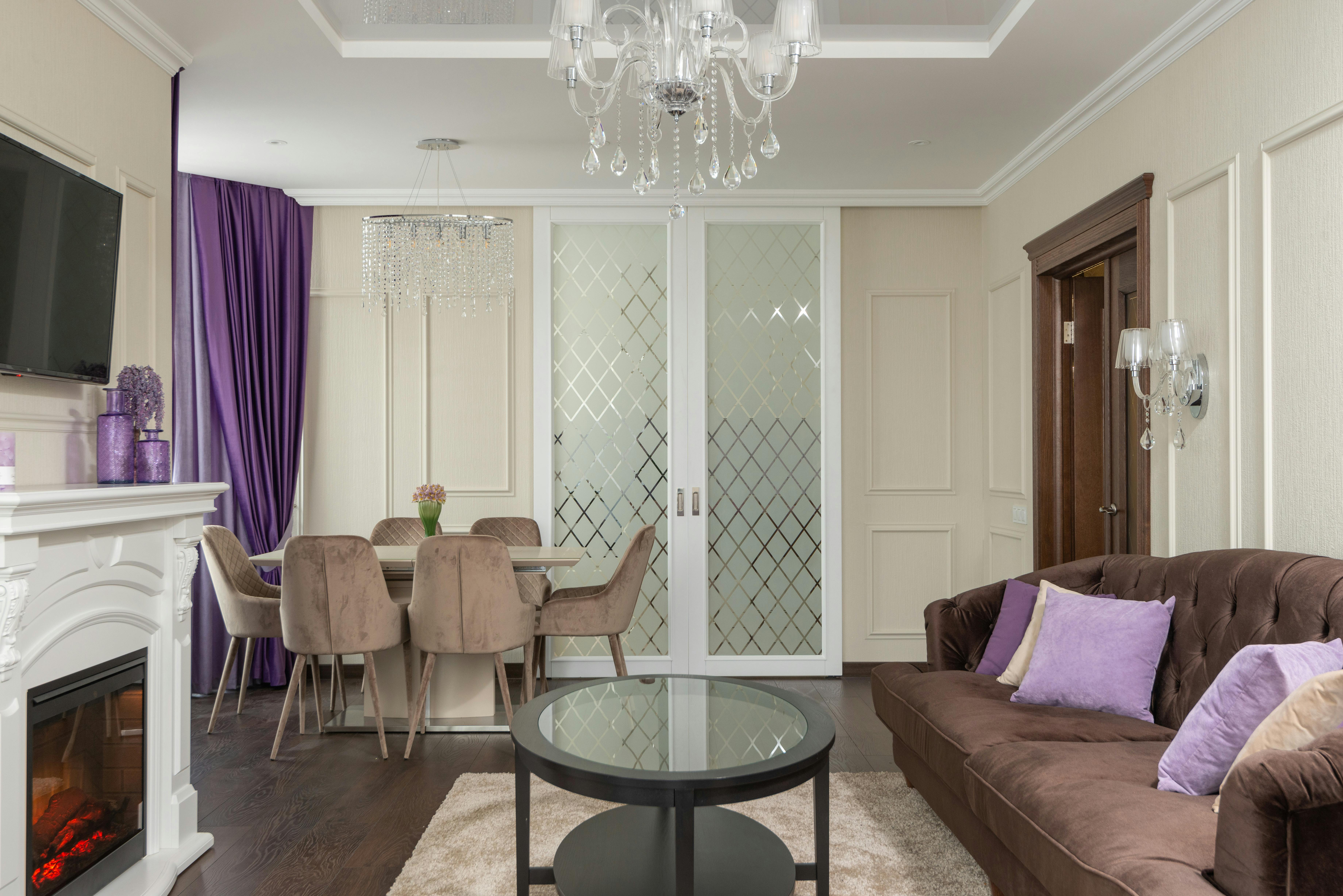 Combos Sofa, Dining Chairs & Carpet