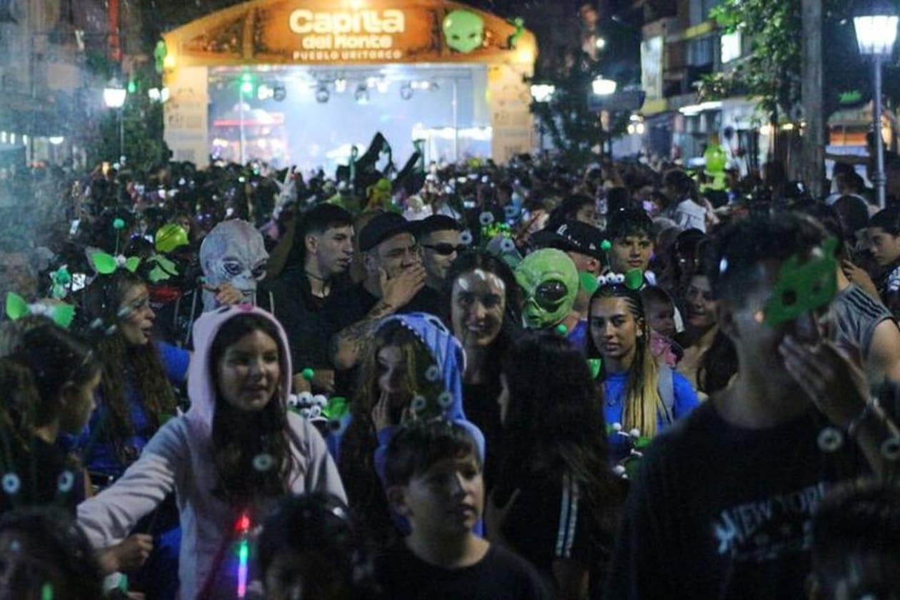 El Festival Alienígena impulsa la ocupación turística en Capilla del Monte