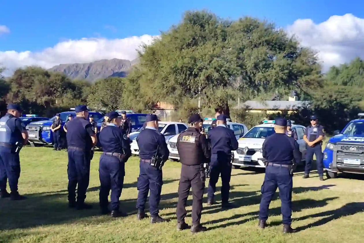 Operativos policiales en Capilla del Monte y Cosquín: 20 motos secuestradas y tres detenidos