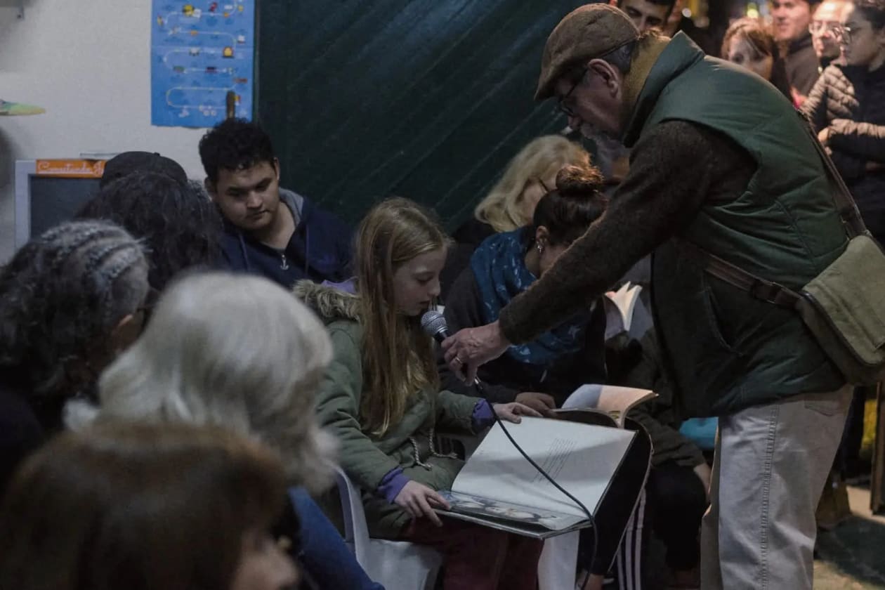 La Noche de las Lecturas ilumina Punilla con acento cordobés