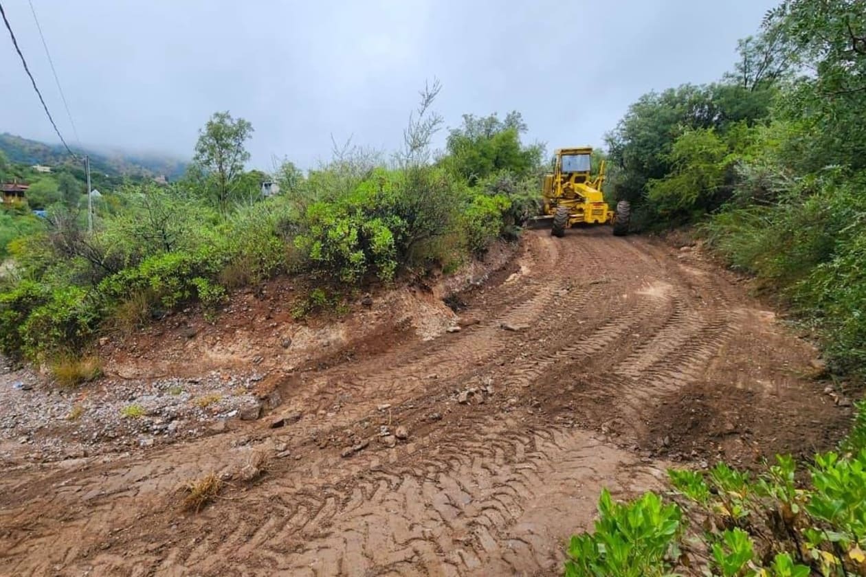 Capilla del Monte intensifica trabajos de obras públicas en calles y espacios verdes