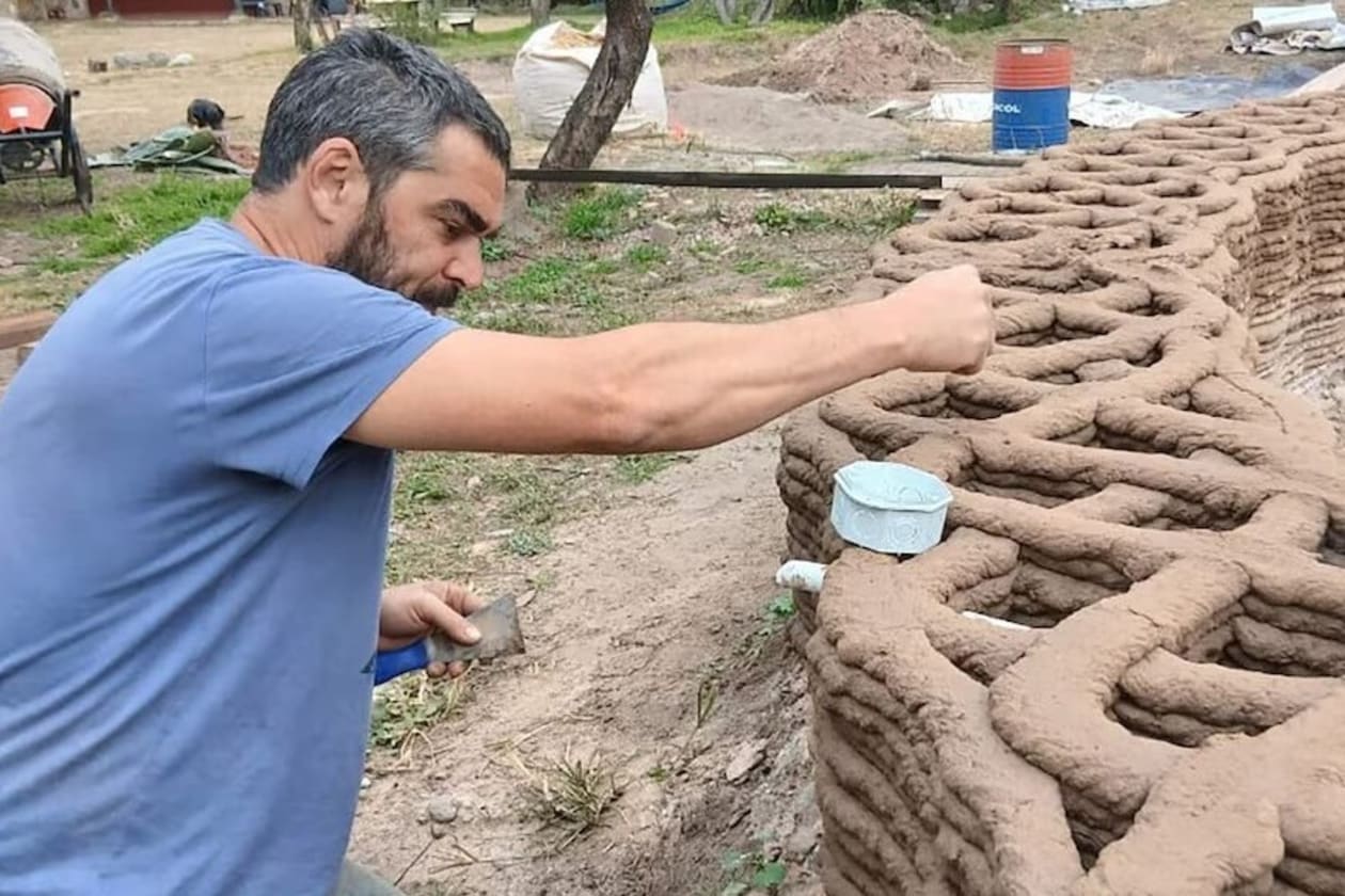 Innovación en Traslasierra: Impresora 3D de barro revoluciona la construcción