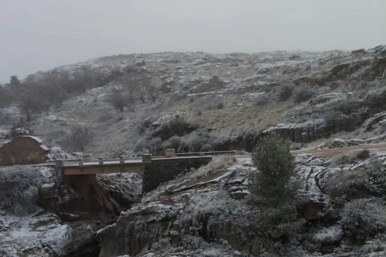 Impactante ola polar cubre de nieve las sierras de Córdoba