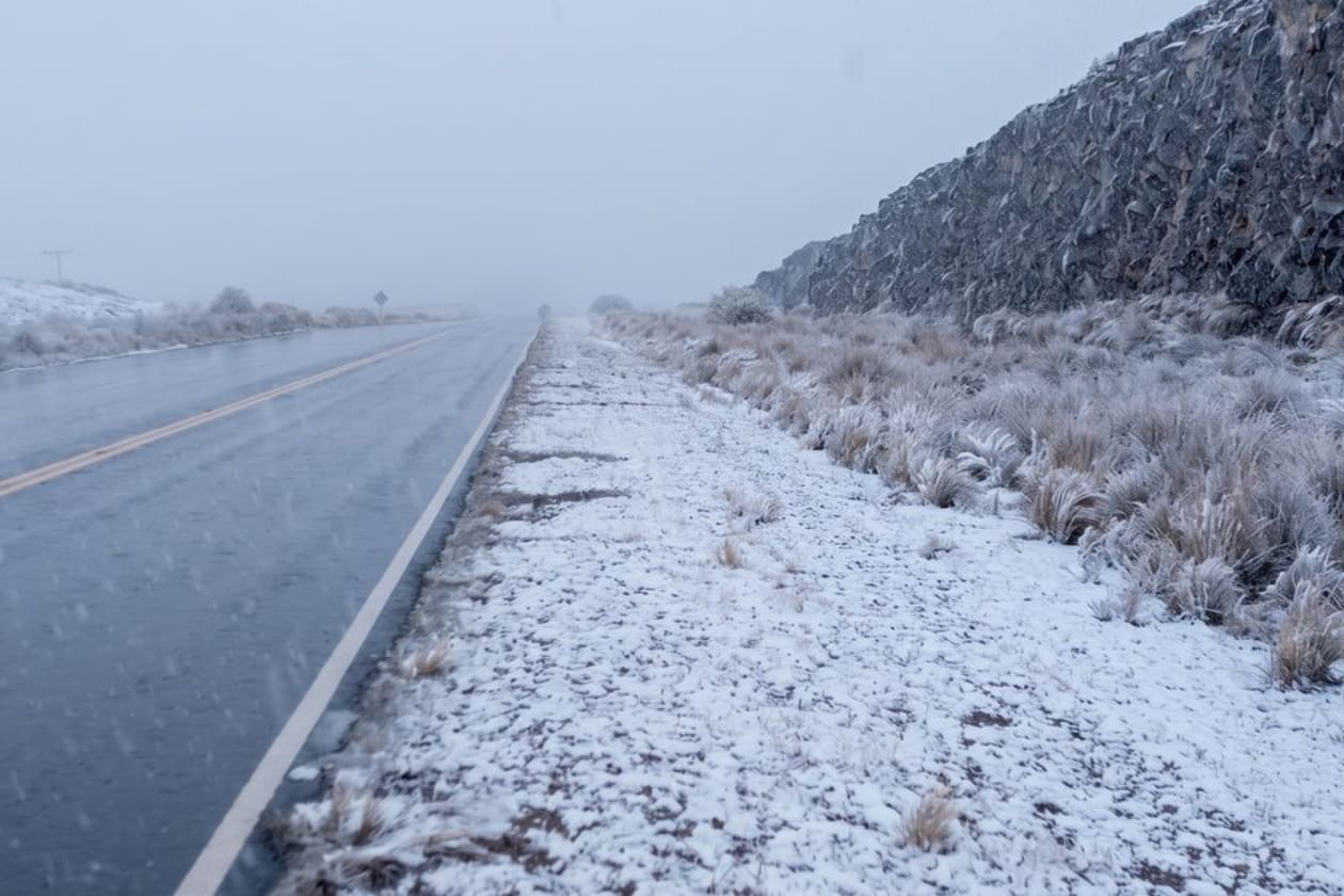 Nieve cubre el Cerro Champaquí y Altas Cumbres en pleno invierno cordobés