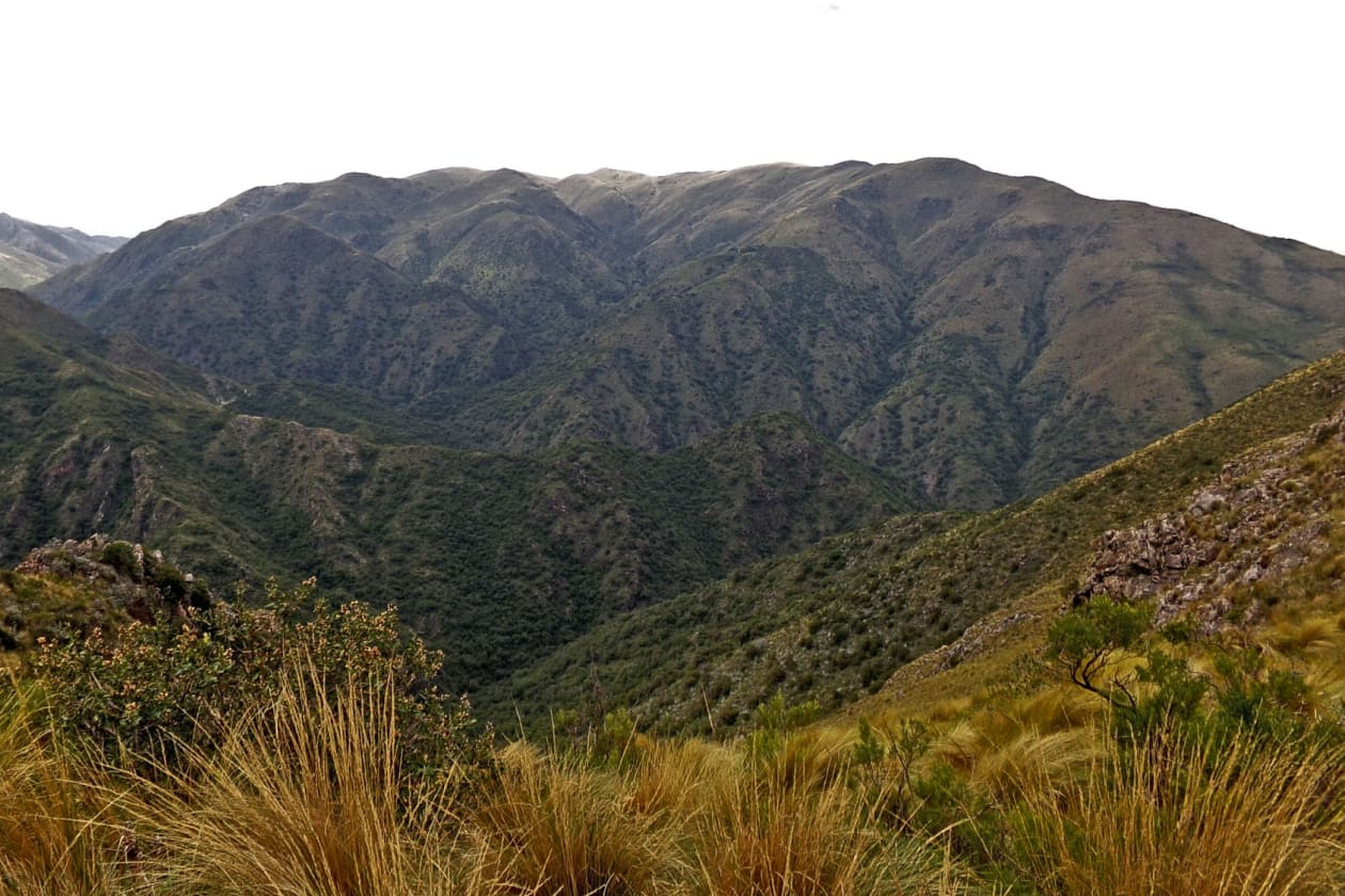 Cerro Uritorco: Misterio y Turismo en el Epicentro OVNI de Argentina