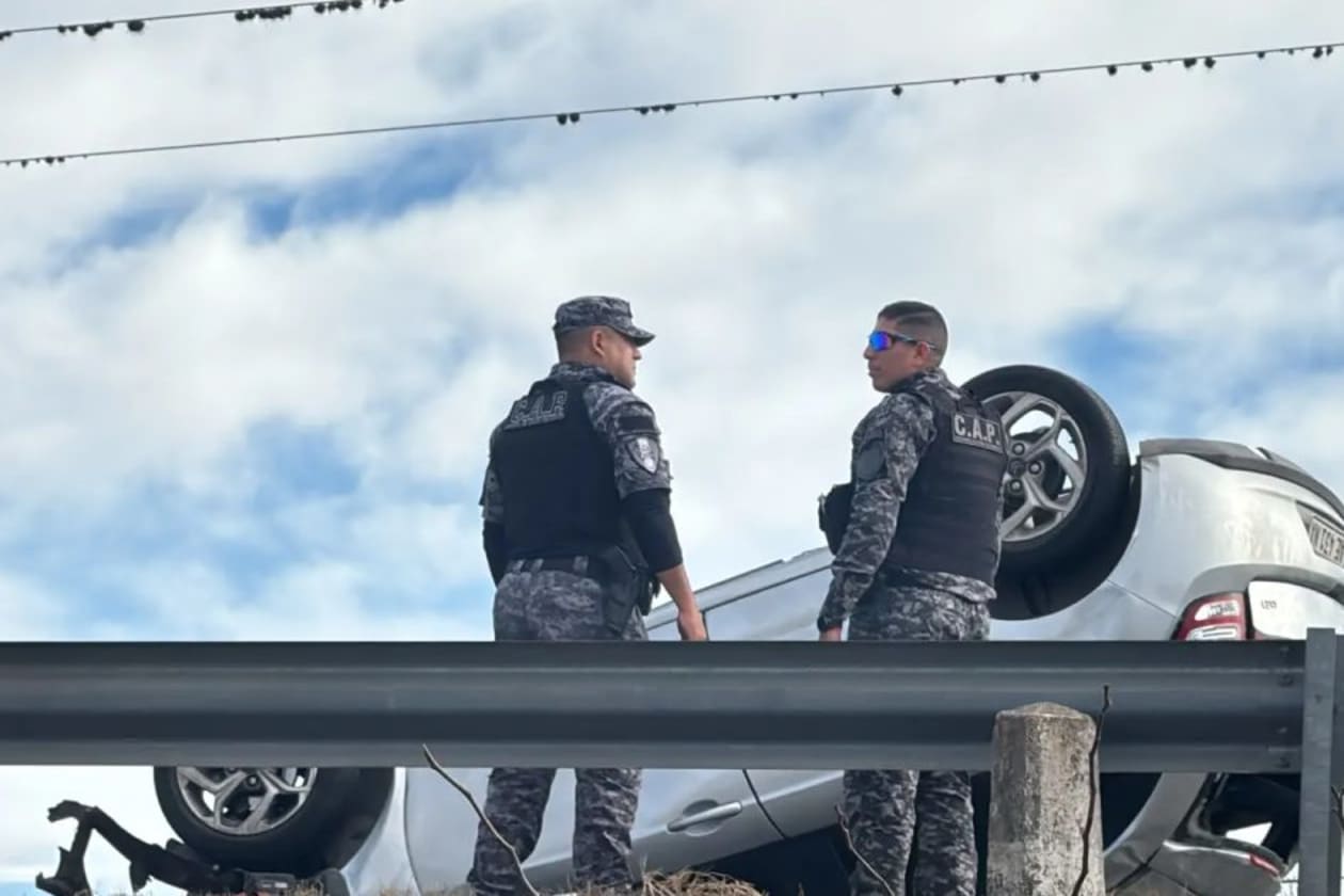 Mujer de 70 años se recupera tras volcar en la Ruta 38