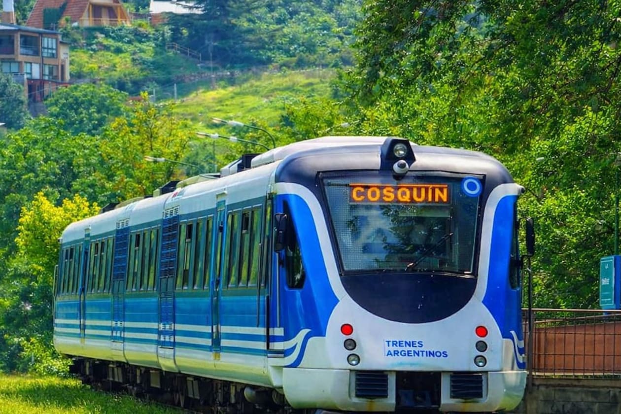El Tren de las Sierras: un viaje económico por paisajes cordobeses
