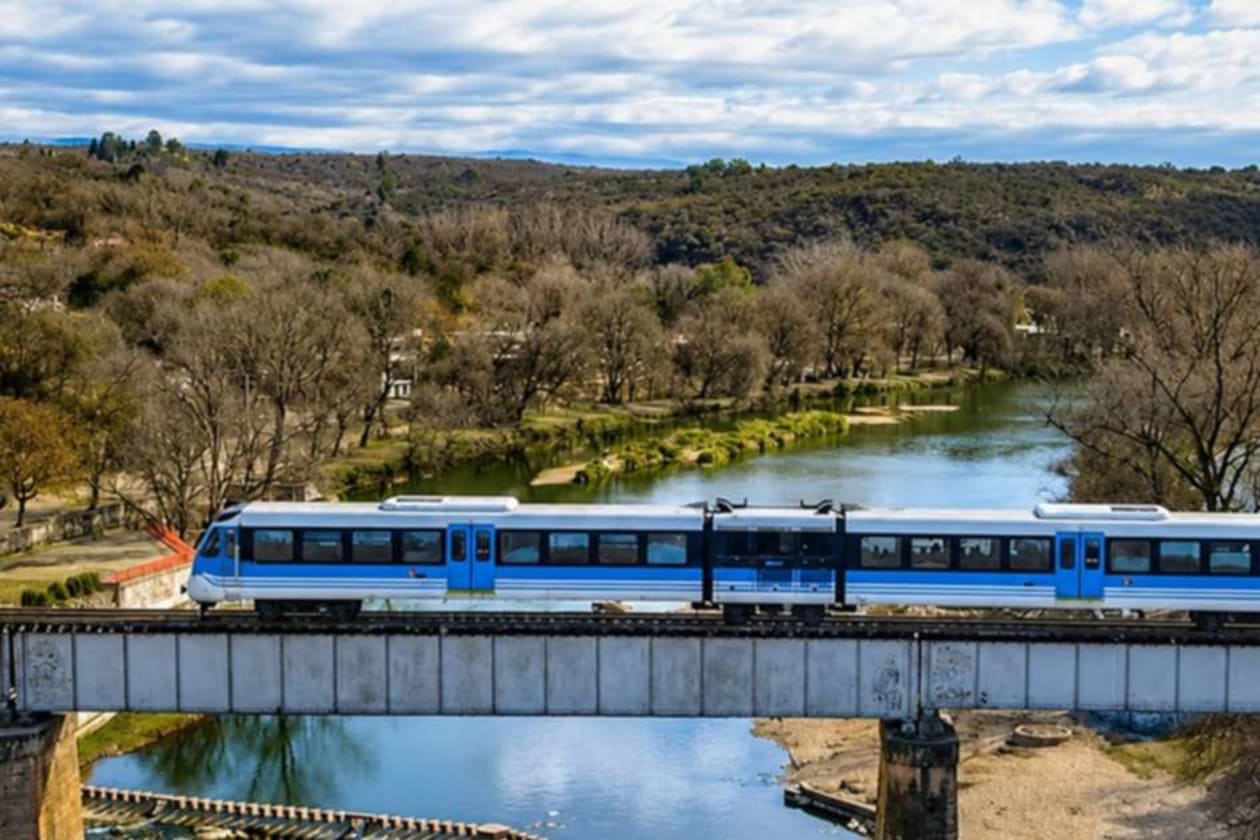 Descubrí Córdoba en el Tren de las Sierras desde $700