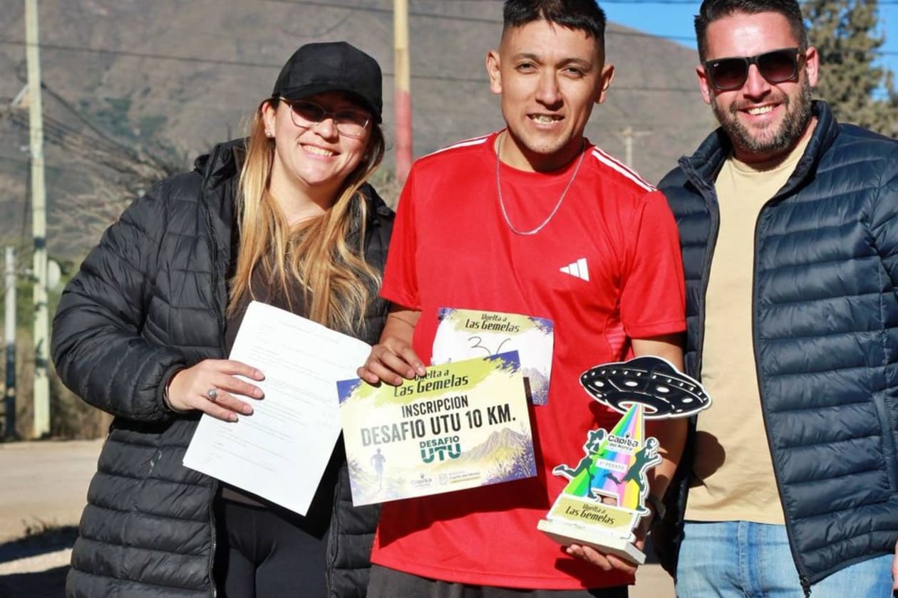 Capilla del Monte celebró la primera 'Vuelta a Las Gemelas'