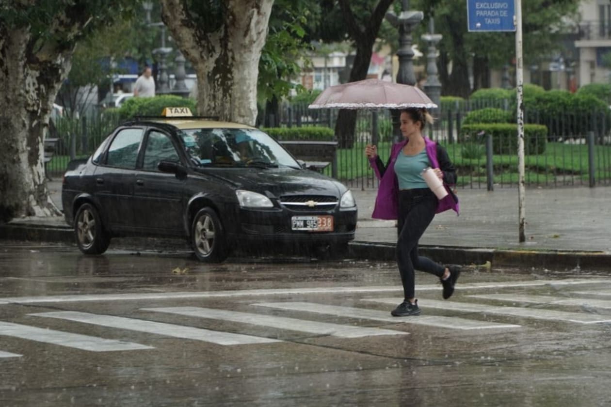 Granizo, lluvia y nieve: el cambio de tiempo pegó fuerte en Córdoba