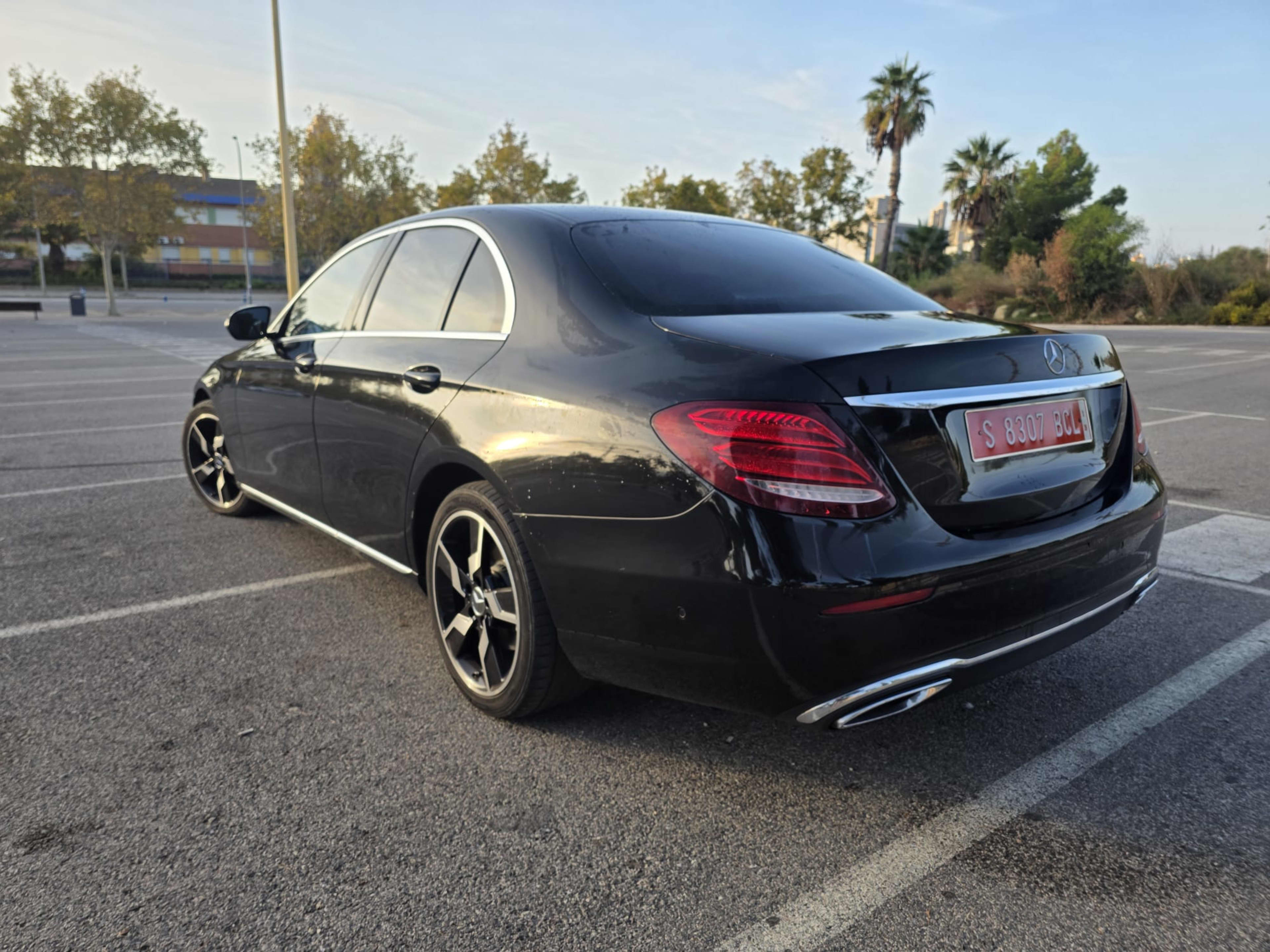 Mercedes-Benz E220D 2017 — miniatura 4