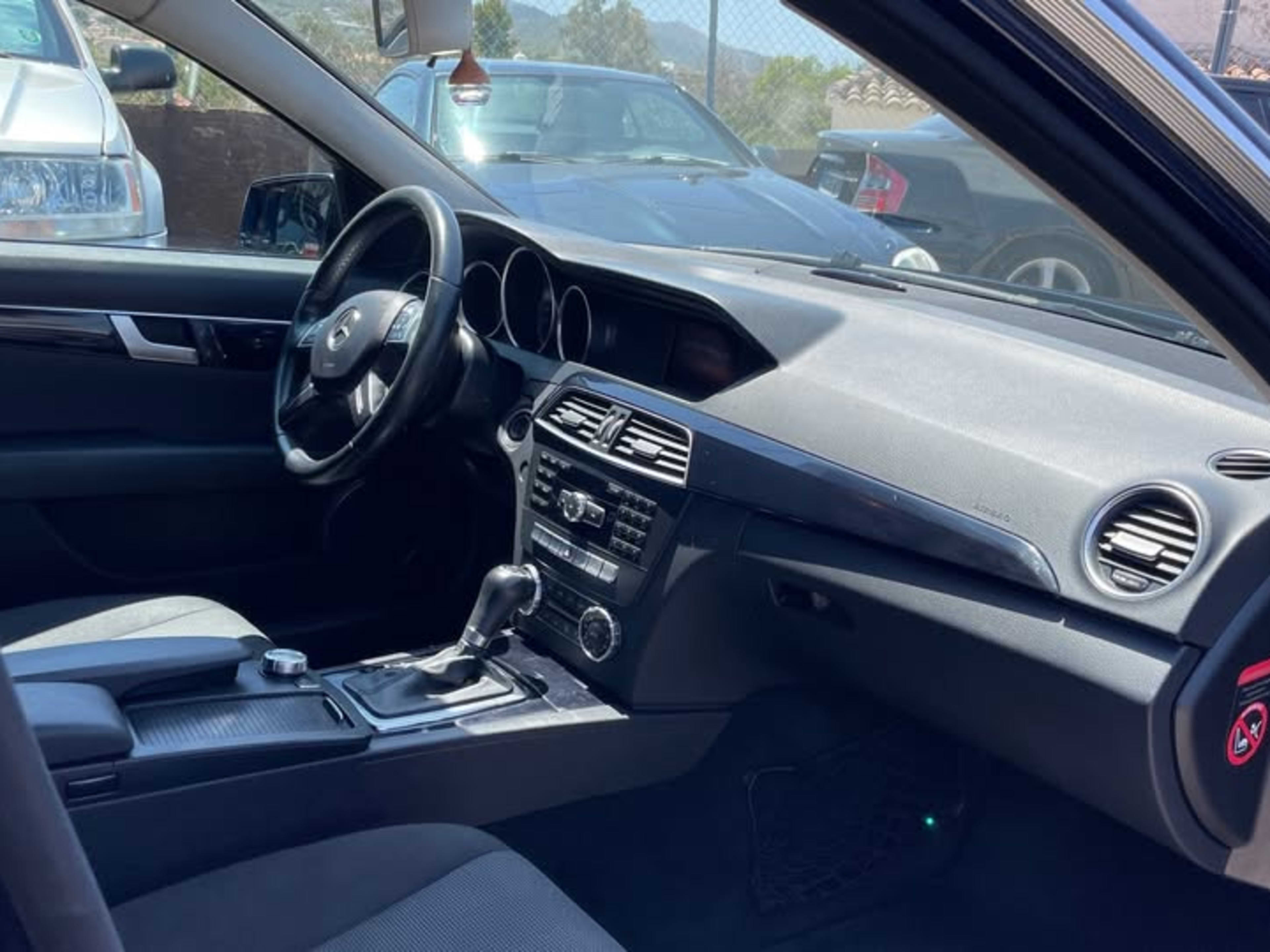 Mercedes-Benz C180 CDI 2013 — miniatura 5
