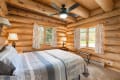 windranch_ranch_cabin_interior_bed02