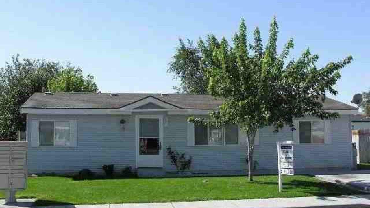 4719 W Hood, Kennewick WA 99336