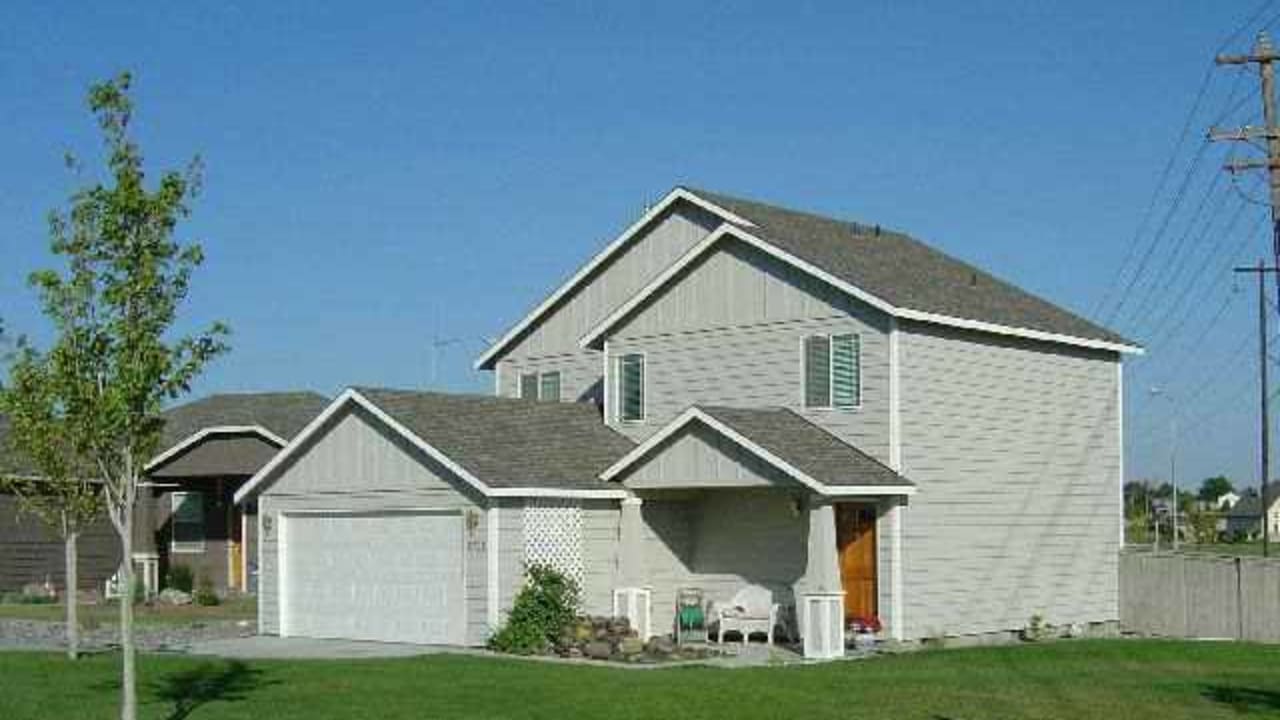 5705 W 11th. Place, Kennewick WA 99338