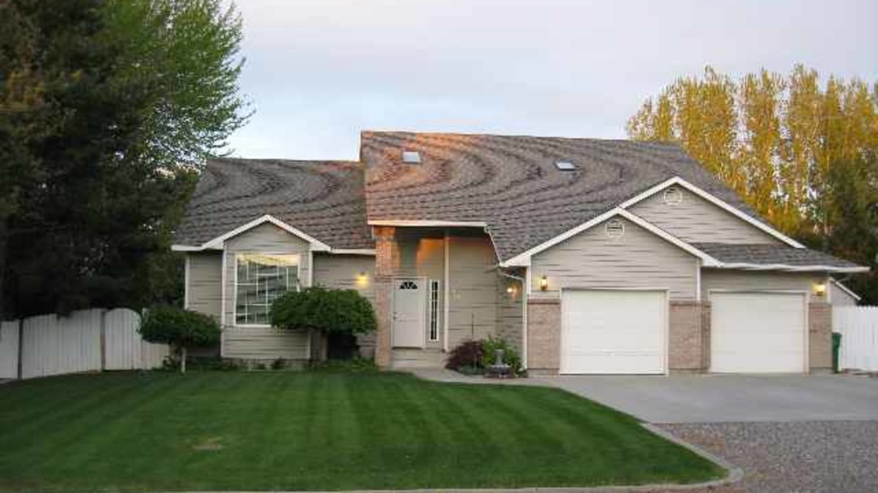 609  S Jefferson, Kennewick WA 99336