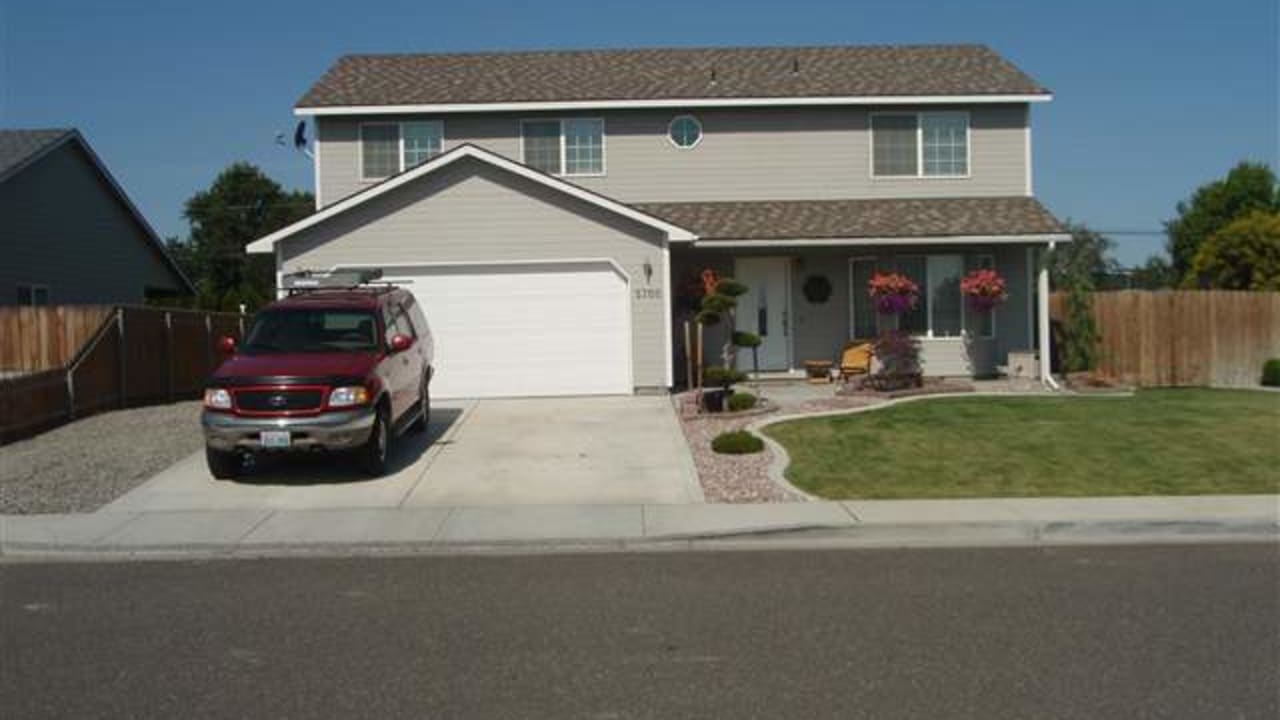 3700  S Newport, Kennewick WA 99338