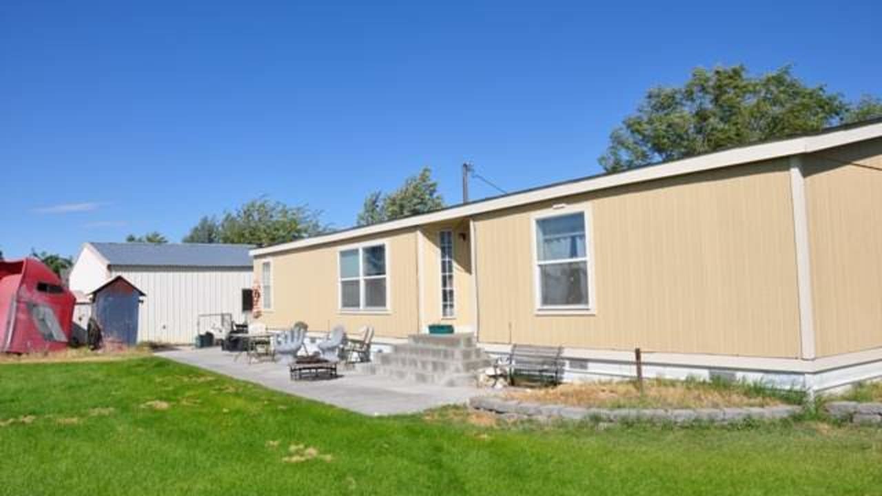 200215  E 10th, Kennewick WA 99338