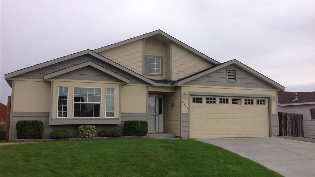 8536 W Canyon Avenue., Kennewick WA 99336