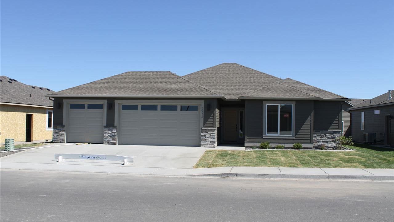 5972 W 41st. Avenue., Kennewick WA 99338