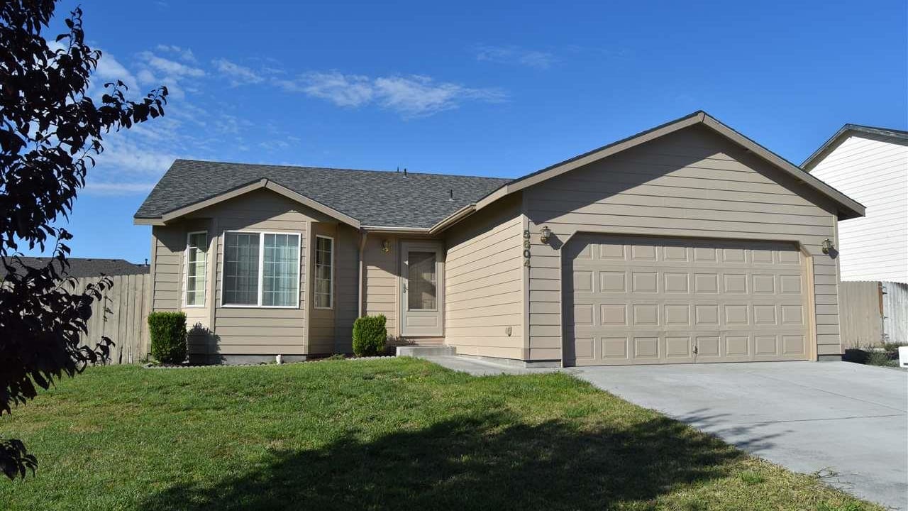 5604 Ala Wai Court, West Richland WA 99353