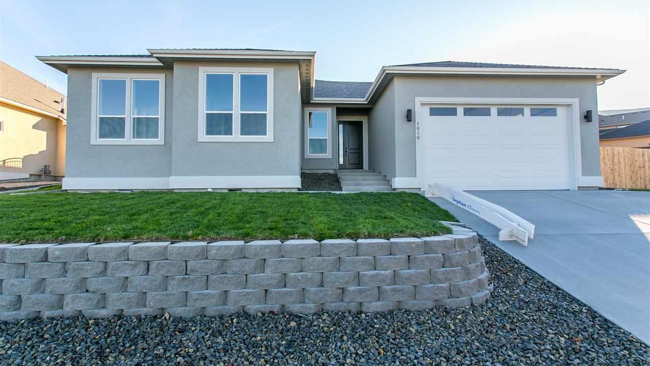 1919 W 51st Avenue., Kennewick WA 99337