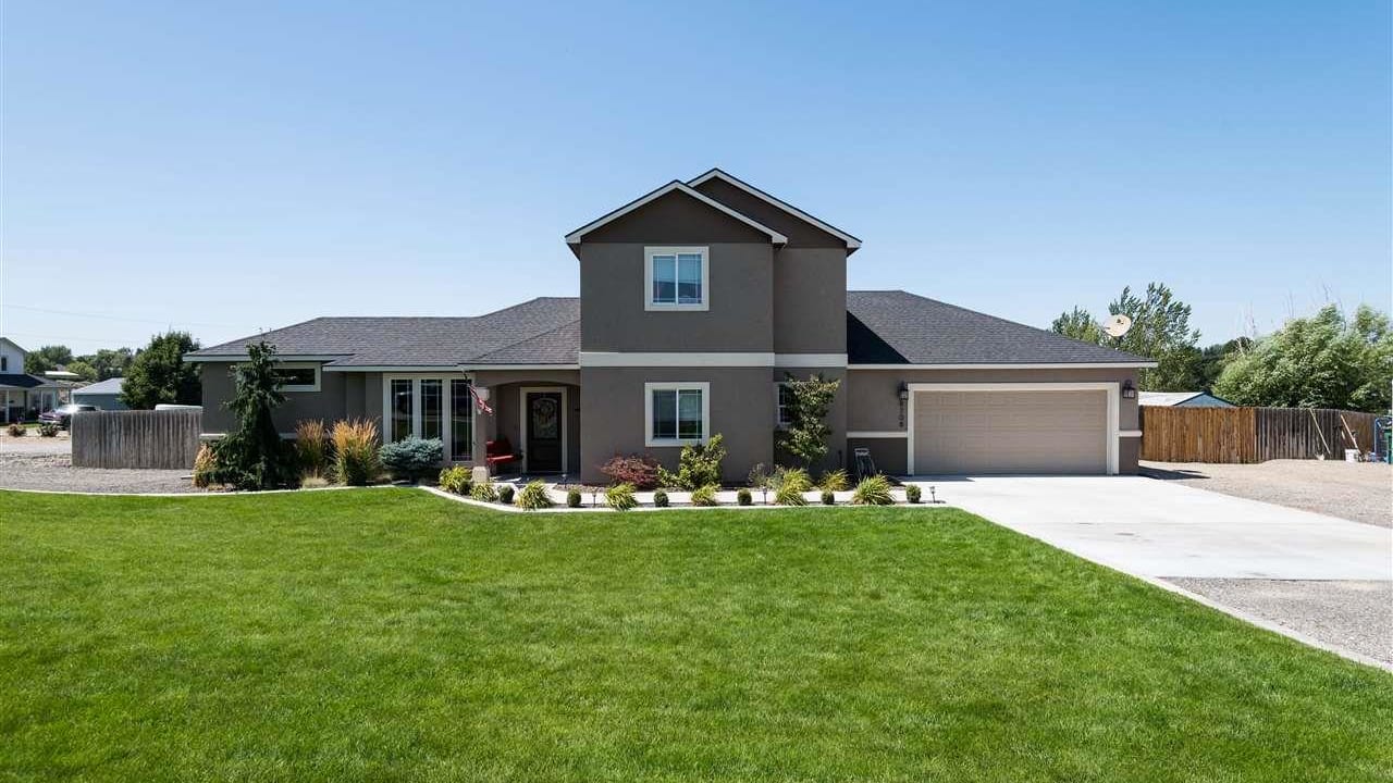 8708 S Toro Place, Kennewick WA 99338