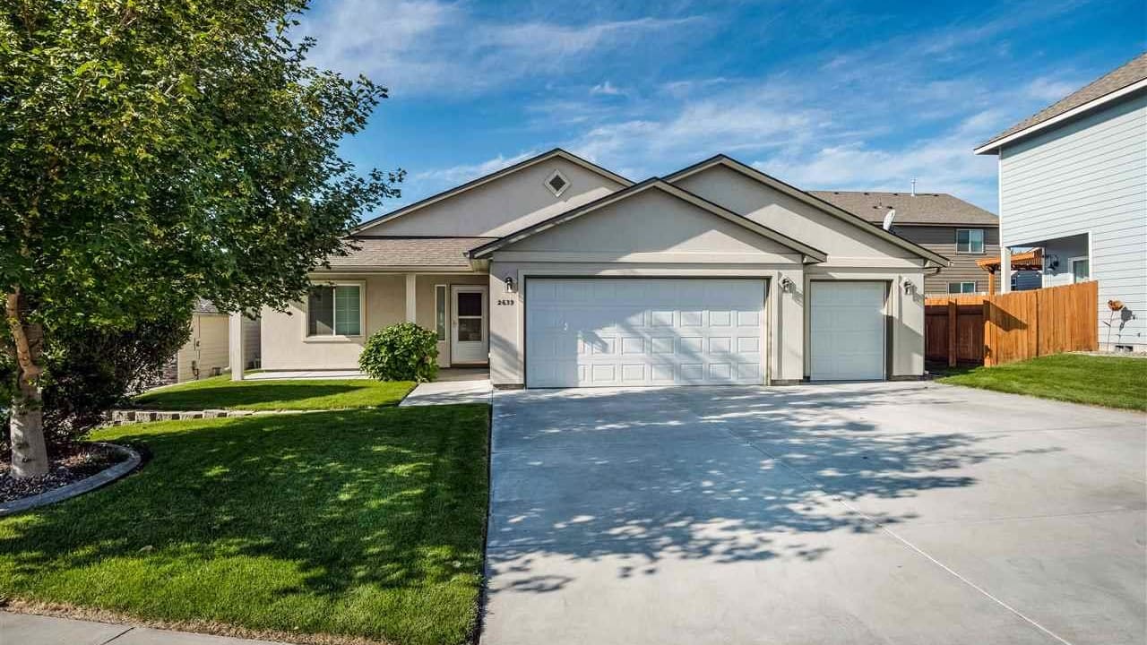 2639 Sandpiper Loop, Richland WA 99354