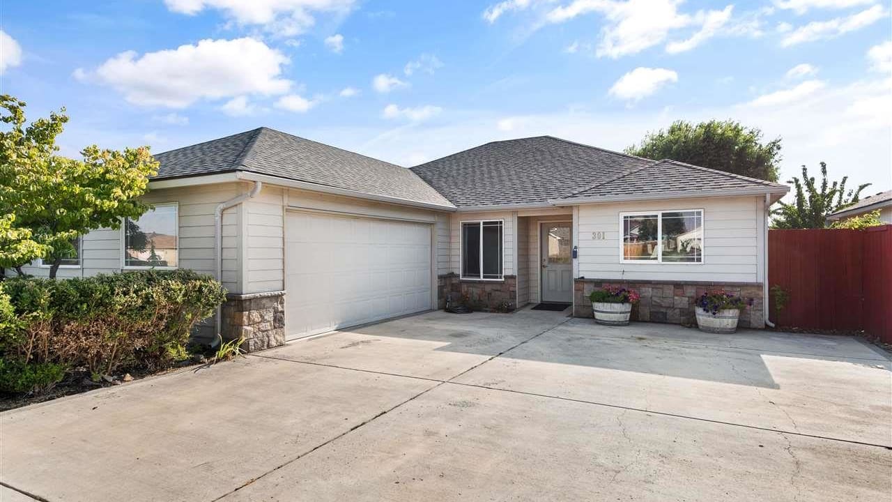 301 S Belfair, Kennewick WA 99336