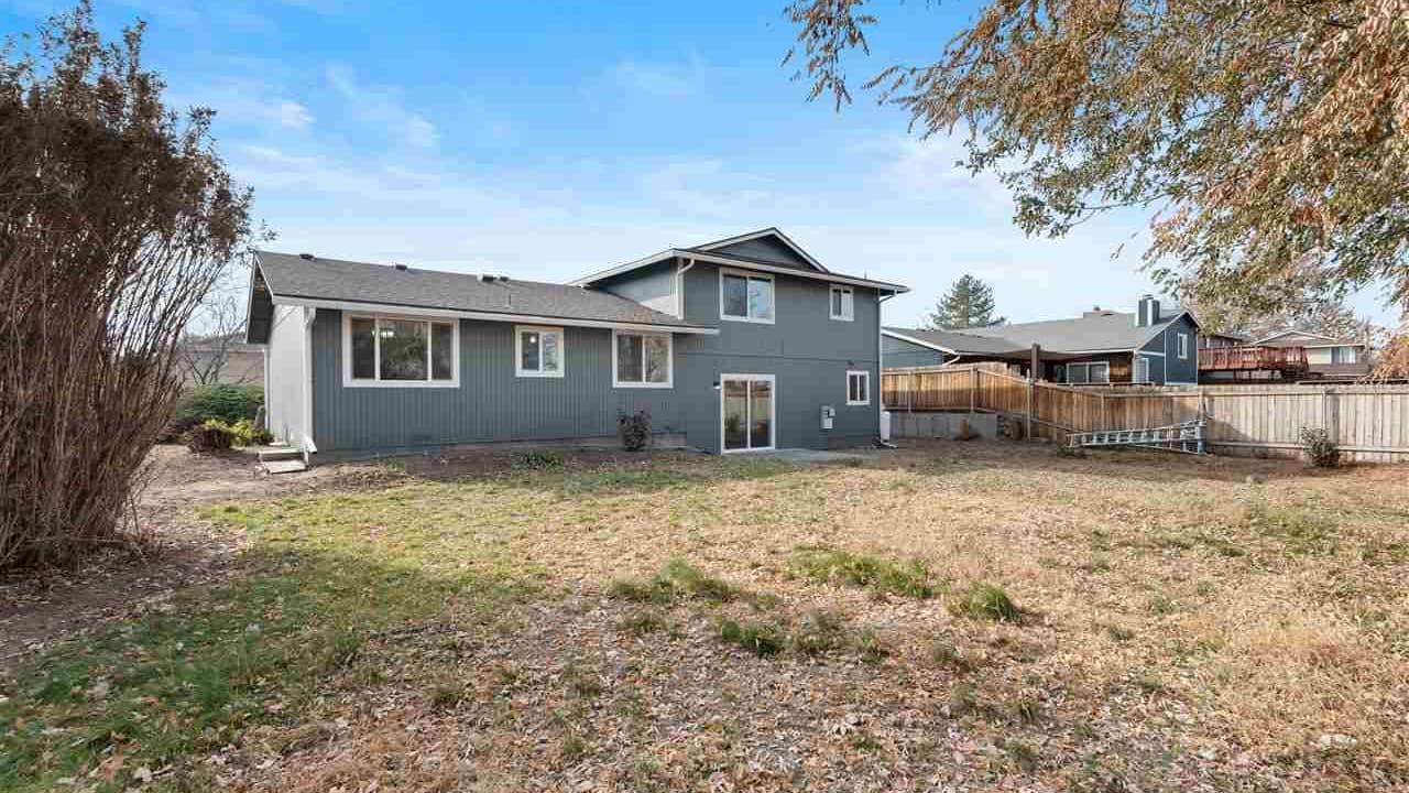 7916 W Imnaha, Kennewick WA 99337