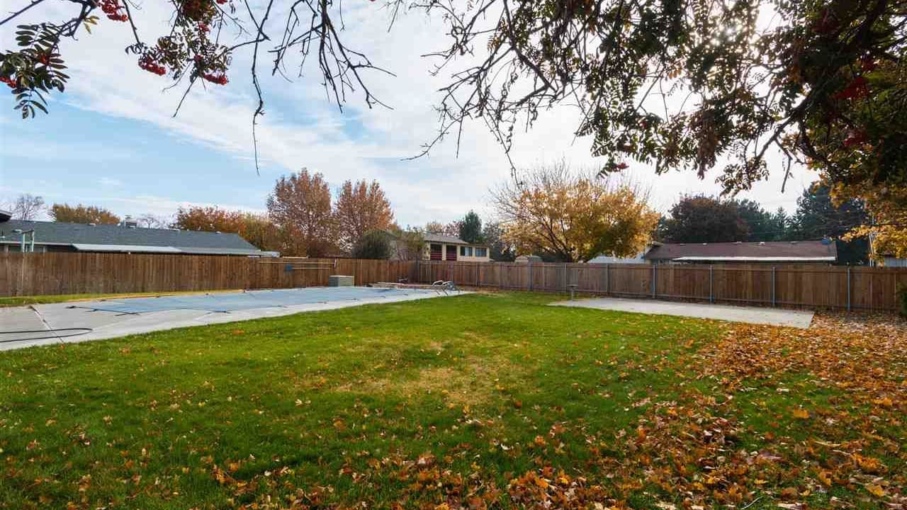 2003 W 35th Avenue, Kennewick WA 99337