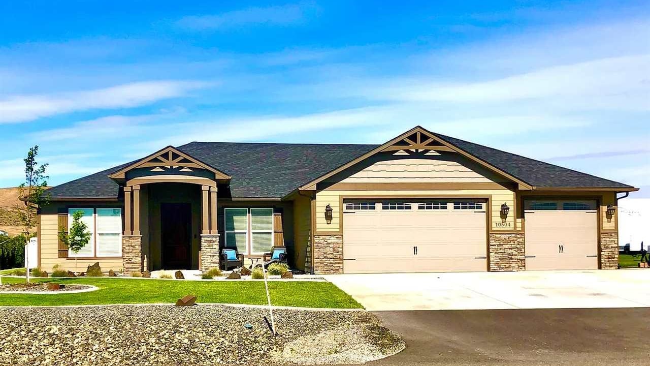 10504 S Clear View Lane, Kennewick WA 99338